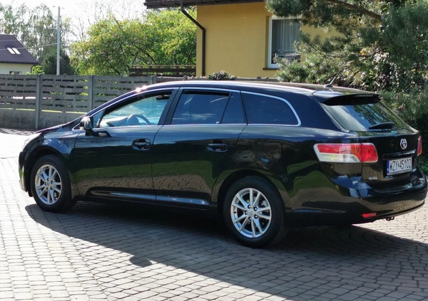 Toyota Avensis cena 35100 przebieg: 223500, rok produkcji 2010 z Toszek małe 781